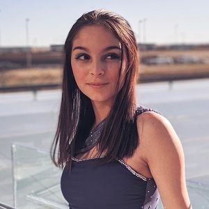 Meet your Posher, Claire